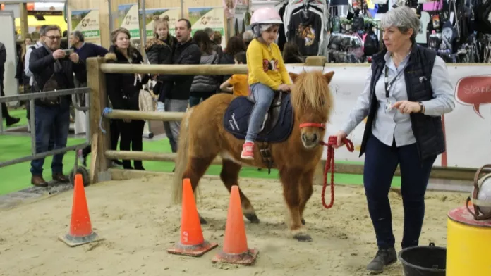 La Fédération Française d’Équitation invite petits et grands à venir découvrir l’équitation au Salon International de l’Agriculture