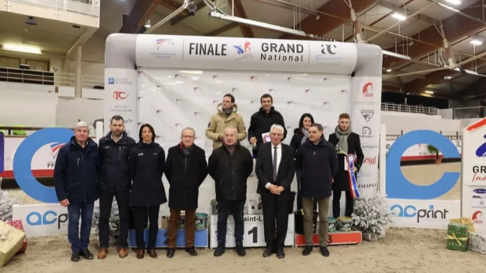 Les podiums - Grand National FFE - AC Print 2022 concours complet